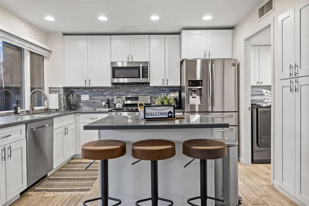 The Scott Pad - Remodeled Space, Large Pool, Centrally Located In The Heart Of Scottsdale! 0*, Scottsdale