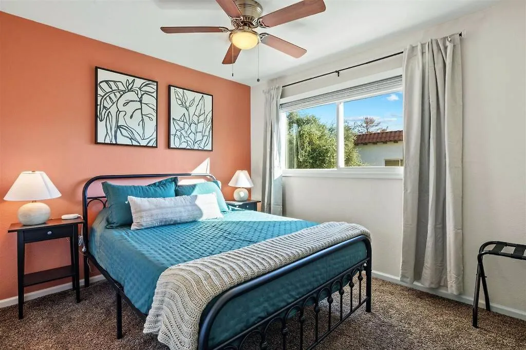 Apartment The Scott Pad - Remodeled Space, Large Pool, Centrally Located In The Heart Of Scottsdale! United States